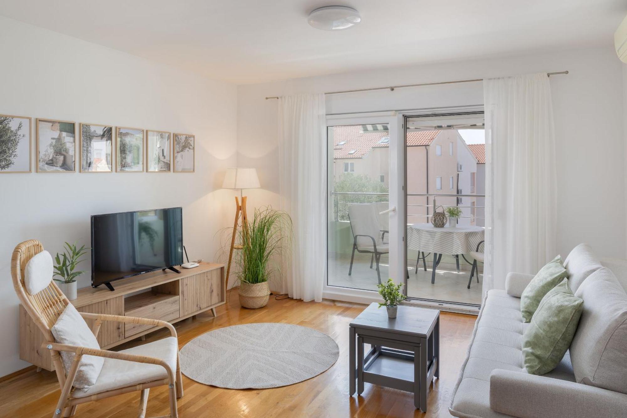 Apartment Paula Promajna Eksteriør billede